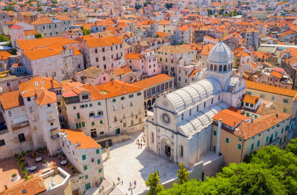 Kroatien Rundreise Fly Drive Sleep Hotel D Resort Designhotel Bei Der Unesco Altstadt Sibenik Variante Superior